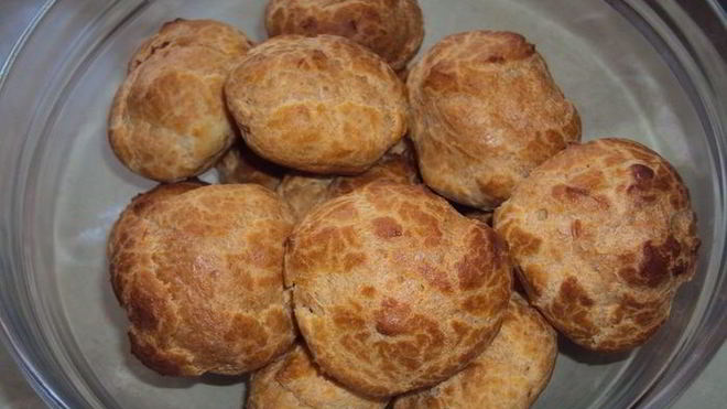 Рецепт Заварных пирожных с ореховым кремом