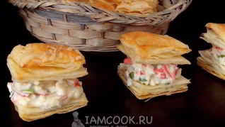 Рецепт Закусочных слоек с крабовым мясом, сливочным сыром и зеленью