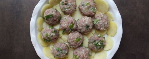 Шаг 1: запеканки из картофеля с мясными шариками