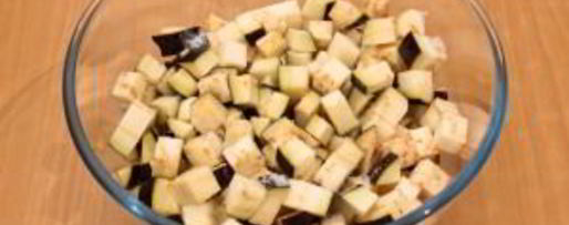 Шаг 1: запеканки с баклажанами и фаршем с соусом бешамель