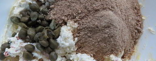 Шаг 5: запеканки с тунцом, сыром и каперсами