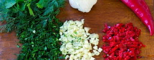 Шаг 8: аджики из кизила