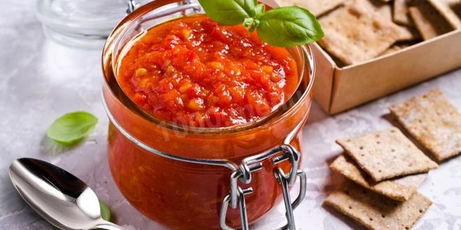 Рецепт аджики с кабачками и помидорами на зиму