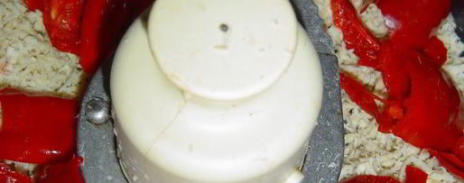 Шаг 1: аджики с хреном без тепловой обработки