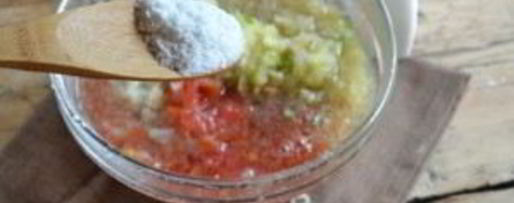 Шаг 5: аджики с хреном сырая