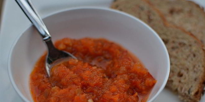 Рецепт аджики с яблоками