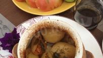 Рецепт Говядины с овощами и аджикой в горшочках