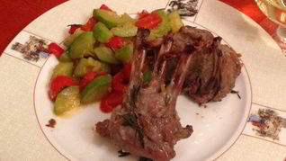 Рецепт Каре барашка с домашней аджикой и овощным рататуем