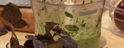 Шаг 1: хрустящего свиного бока с желтой аджикой