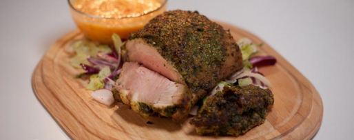 Шаг 5: хрустящего свиного бока с желтой аджикой