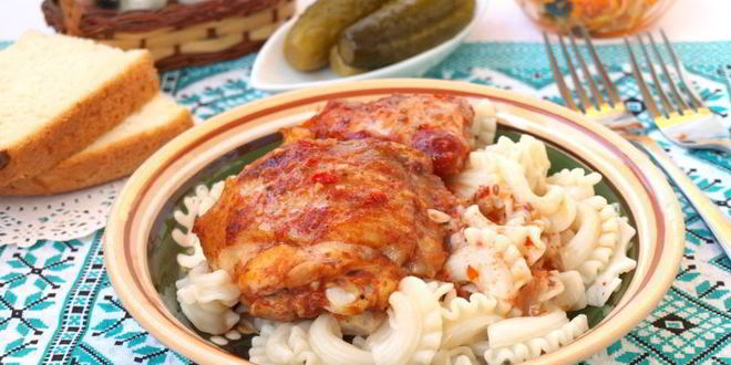 Рецепт куриных бедрышек запеченных с аджикой