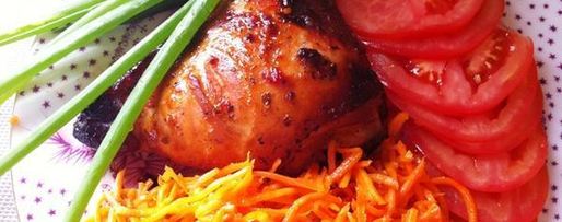 Шаг 3: курицы с медом и аджикой