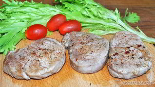 Рецепт Медальонов из свиного филе с аджикой