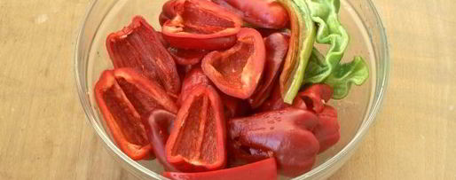 Шаг 3: сырой аджики с хреном