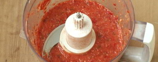 Шаг 8: сырой аджики с хреном