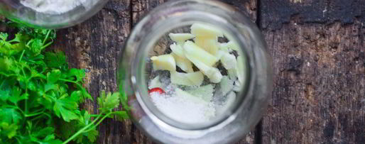 Шаг 2: баклажанов с чесноком на зиму