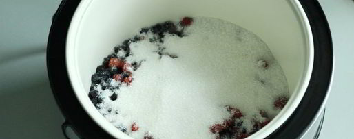 Шаг 1: чернично-малинового джем