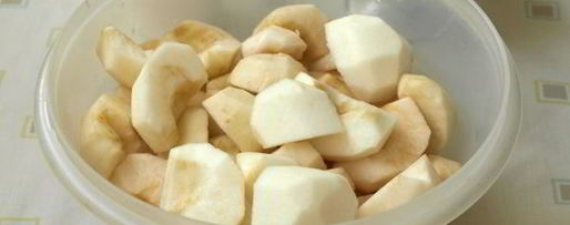 Шаг 2: джема из яблок и кизила