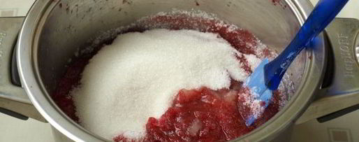 Шаг 8: джема из яблок и кизила