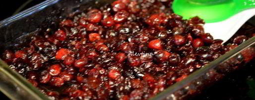 Шаг 3: клюквенного джема с апельсиновым ликером