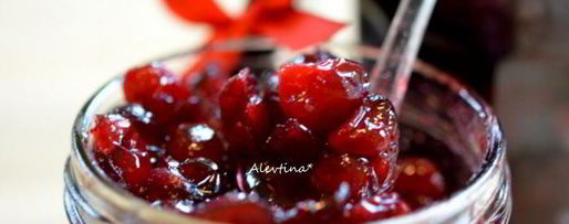 Шаг 4: клюквенного джема с апельсиновым ликером