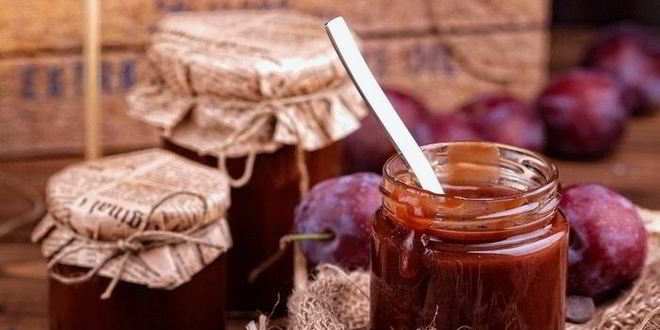 Рецепт сливового джема-соуса с горьким шоколадом