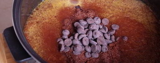 Шаг 6: сливового джема-соуса с горьким шоколадом