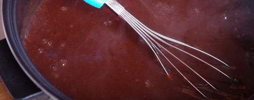 Шаг 7: сливового джема-соуса с горьким шоколадом