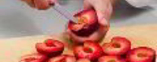 Шаг 1: сливового джема в мультиварке