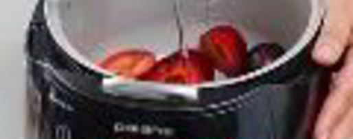 Шаг 2: сливового джема в мультиварке