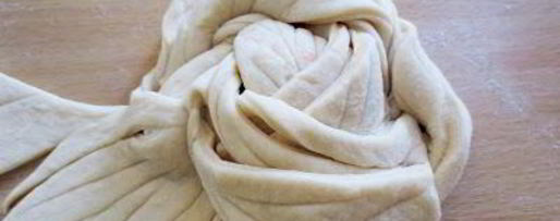 Шаг 7: слоеных булочек с малиновым джемом