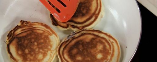 Шаг 2: сметанных пампушек с джемом