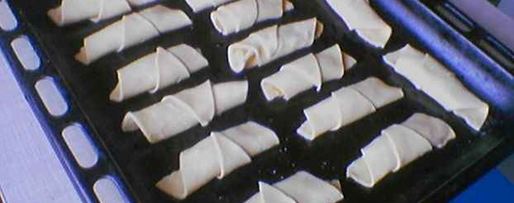 Шаг 32: трубочек с джемом