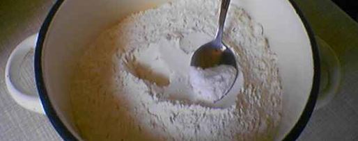 Шаг 20: трубочек с джемом