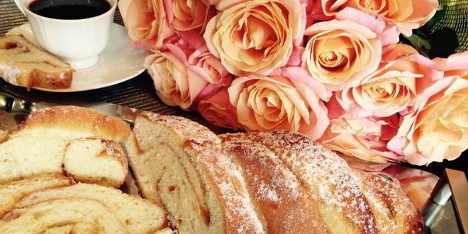 Рецепт творожной косы с джемом