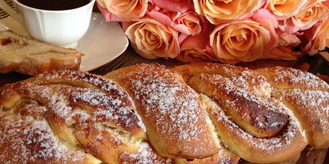 Рецепт творожной косы с джемом