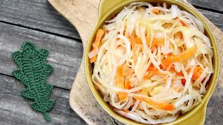 Рецепт Капусты квашеной с листьями дуба