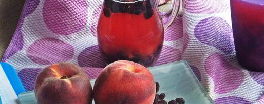 Шаг 11: компота из ревеня, черноплодки и изюма