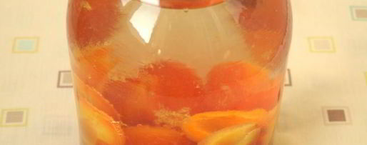 Шаг 2: компота из слив и абрикос