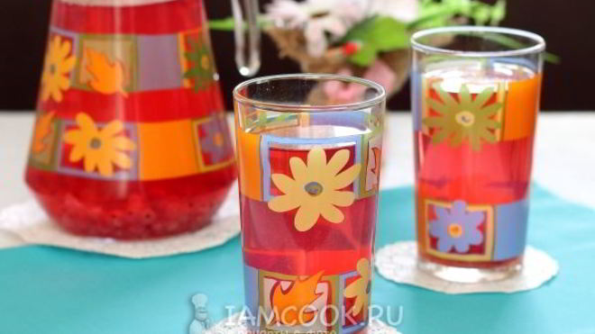 Рецепт Компота из замороженной красной смородины