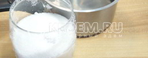 Шаг 3: персикового компота