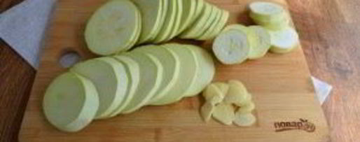 Шаг 1: консервированных кабачков на зиму