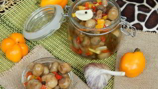 Рецепт Быстрых маринованных шампиньонов