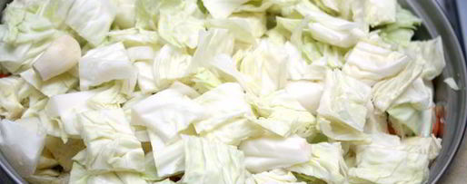 Шаг 5: капусты маринованной со свеклой