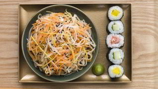 Рецепт Маринованной моркови с дайконом по-вьетнамски