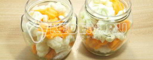 Шаг 5: маринованной цветной капусты с морковью