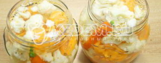 Шаг 9: маринованной цветной капусты с морковью