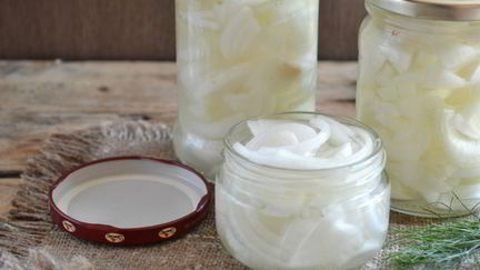 Рецепт Маринованного лука на зиму