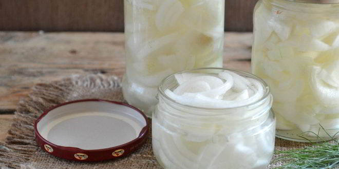 Рецепт маринованного лука на зиму