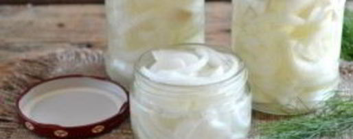 Шаг 4: маринованного лука на зиму